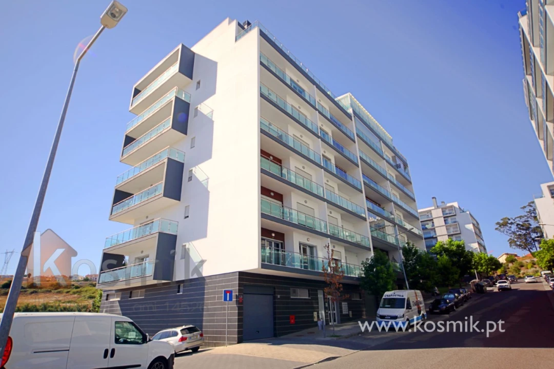 Apartamento T3 para Arrendamento em Póvoa de Santo Adrião e Olival Basto Foto 76