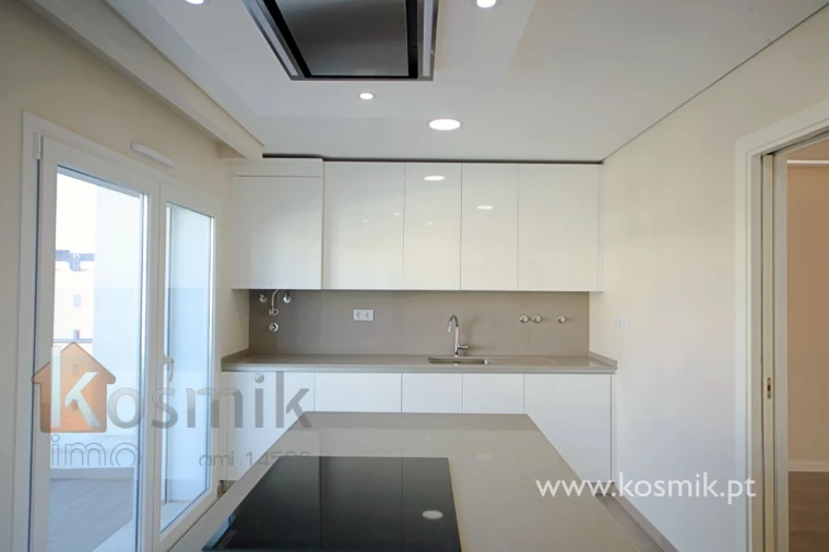 Apartamento T3 para Arrendamento em Póvoa de Santo Adrião e Olival Basto Foto 33