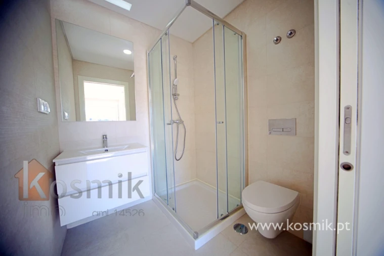 Apartamento T3 para Arrendamento em Póvoa de Santo Adrião e Olival Basto Foto 45