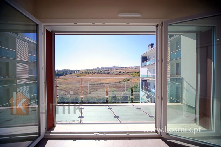 Apartamento T3 para Arrendamento em Póvoa de Santo Adrião e Olival Basto Foto 47