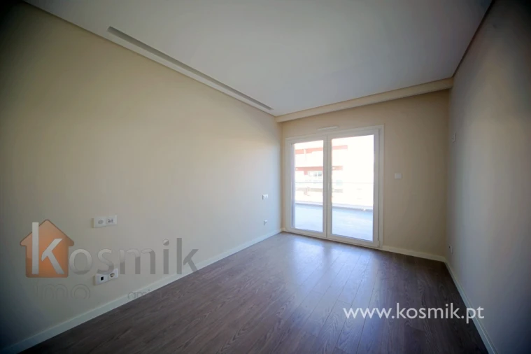 Apartamento T3 para Arrendamento em Póvoa de Santo Adrião e Olival Basto Foto 56