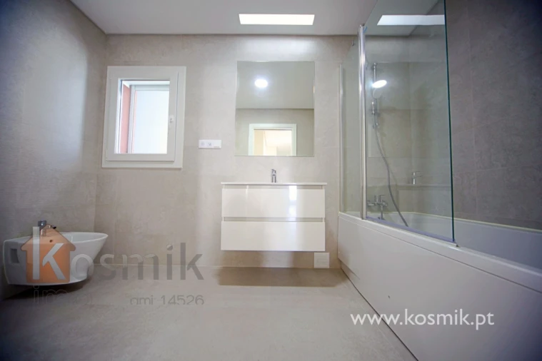 Apartamento T3 para Arrendamento em Póvoa de Santo Adrião e Olival Basto Foto 64