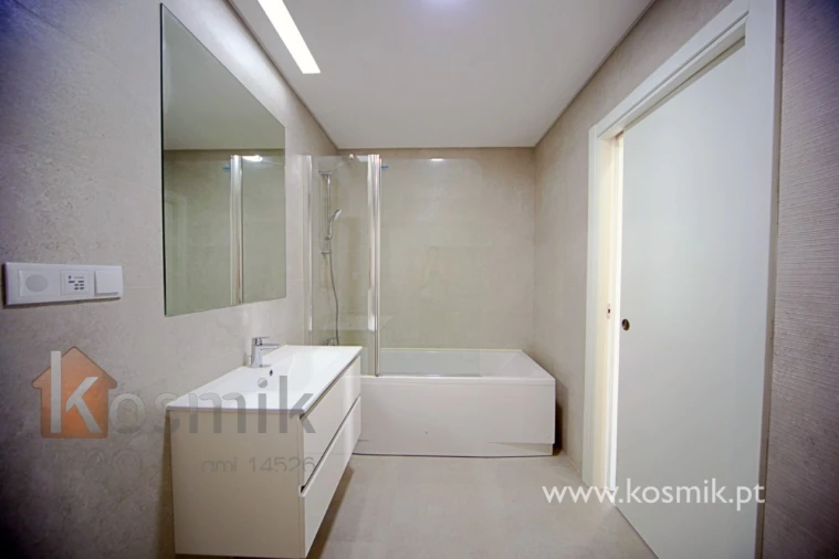 Apartamento T3 para Arrendamento em Póvoa de Santo Adrião e Olival Basto Foto 67