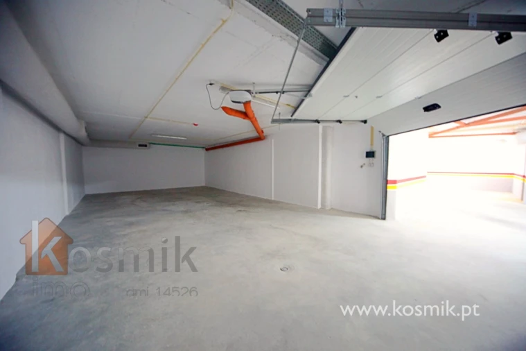 Apartamento T3 para Arrendamento em Póvoa de Santo Adrião e Olival Basto Foto 75