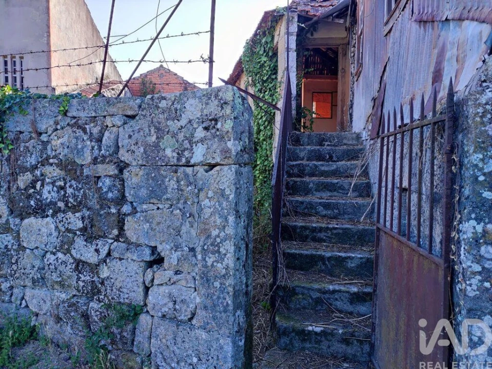 Moradia T3 para Venda em Ribafeita Foto 21