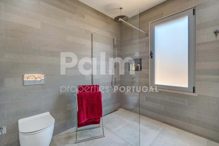 Moradia T3 para Venda em Armação de Pera Foto 26