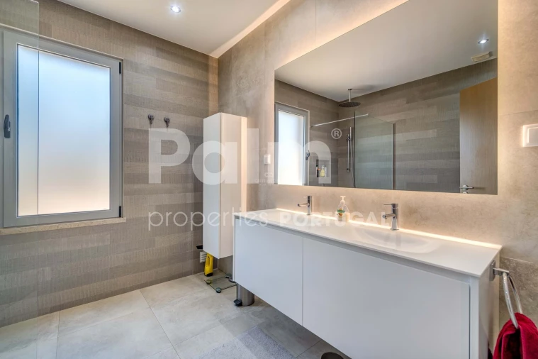 Moradia T3 para Venda em Armação de Pera Foto 25