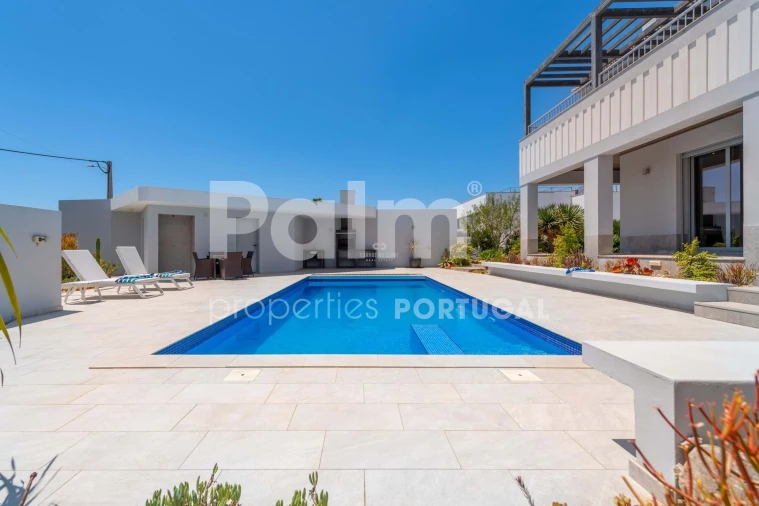 Moradia T3 para Venda em Armação de Pera Foto 62