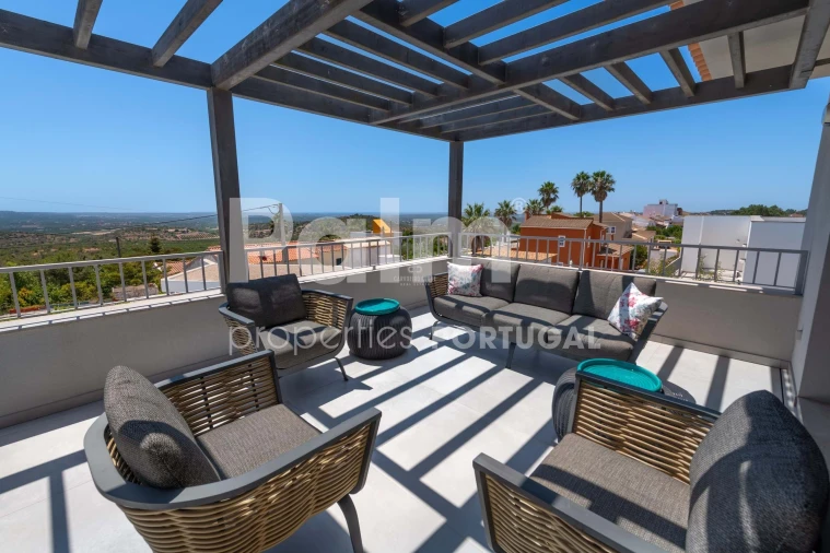 Moradia T3 para Venda em Armação de Pera Foto 46