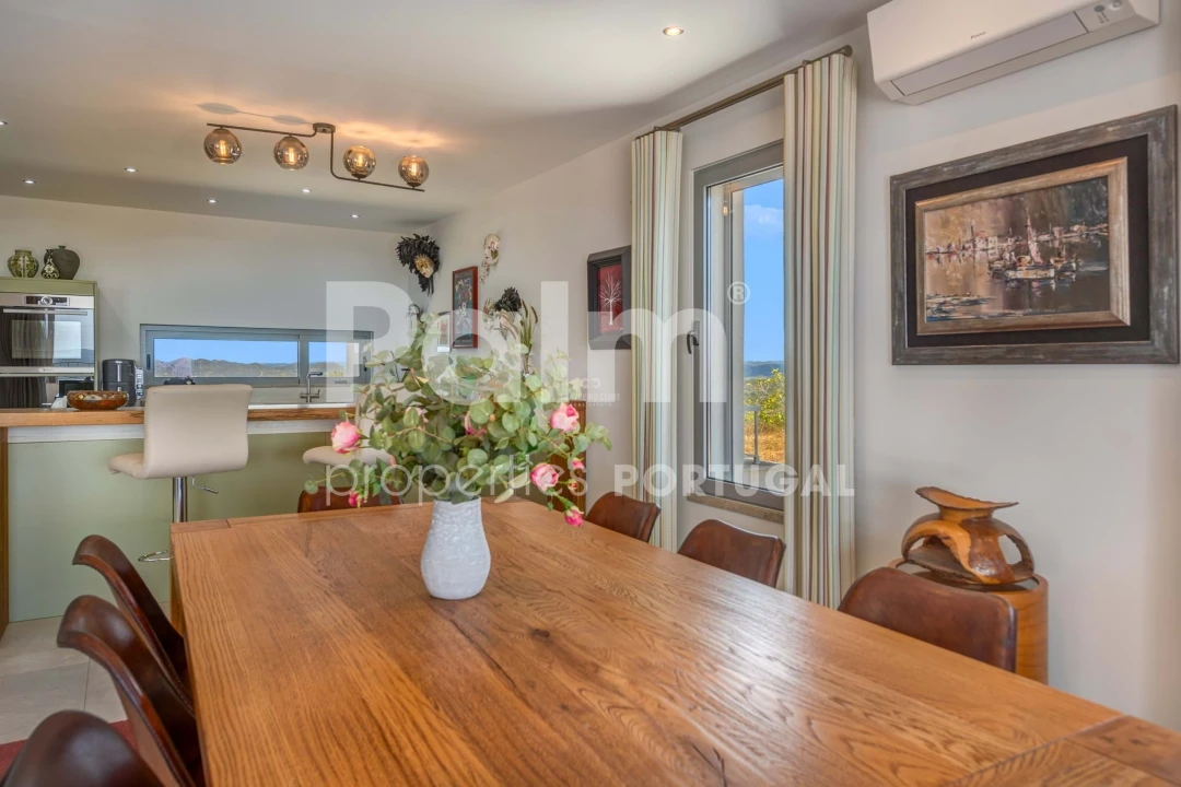 Moradia T3 para Venda em Armação de Pera Foto 37