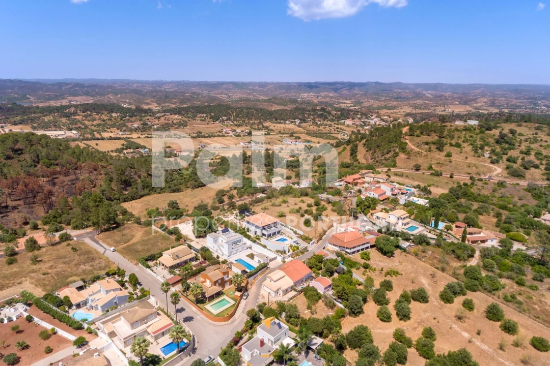 Moradia T3 para Venda em Armação de Pera Foto 93