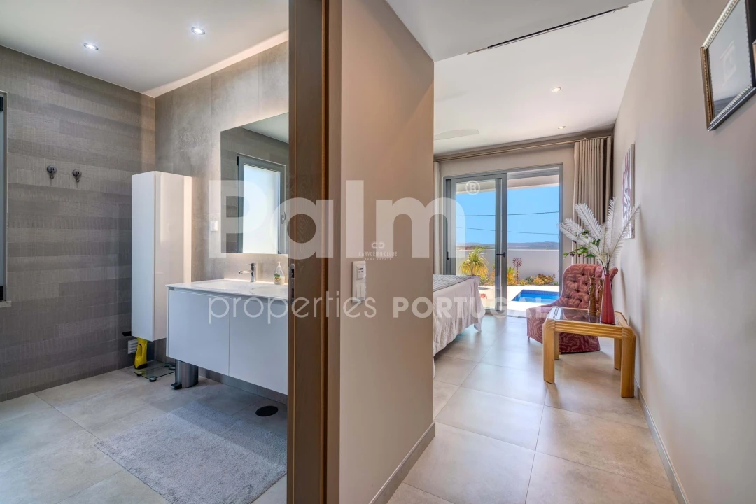 Moradia T3 para Venda em Armação de Pera Foto 20