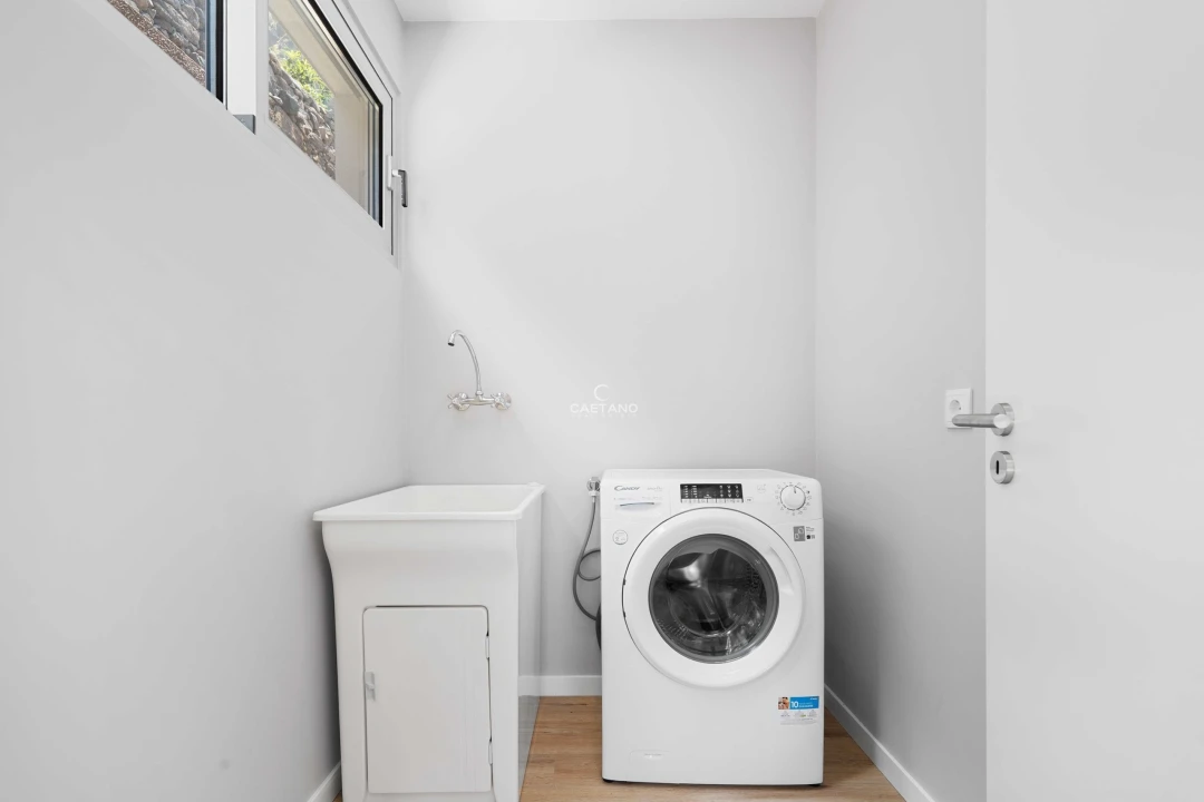 Moradia T4 para Venda em Paul do Mar Foto 34