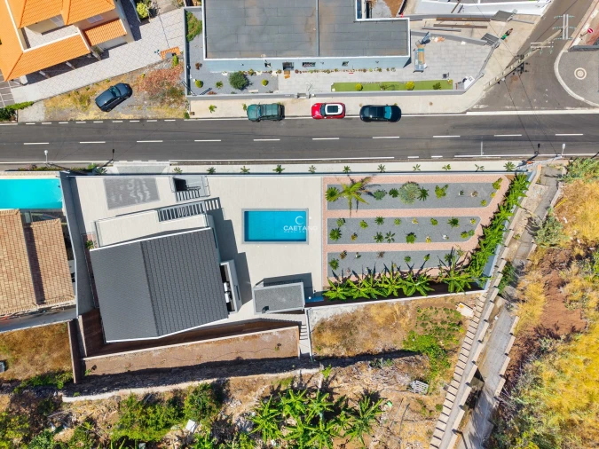 Moradia T4 para Venda em Paul do Mar Foto 42