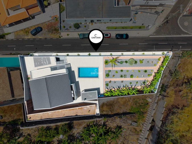 Moradia T4 para Venda em Paul do Mar Foto 41