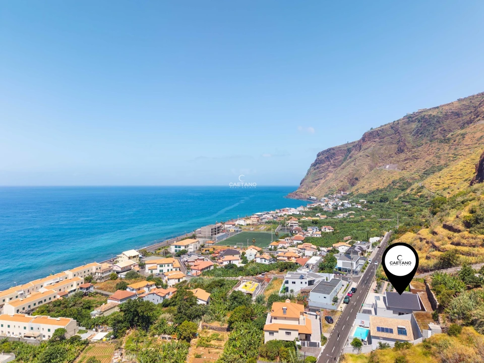 Moradia T4 para Venda em Paul do Mar Foto 46