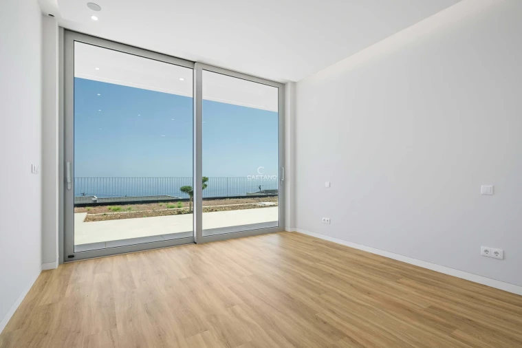 Moradia T3 para Venda em Estreito da Calheta Foto 34