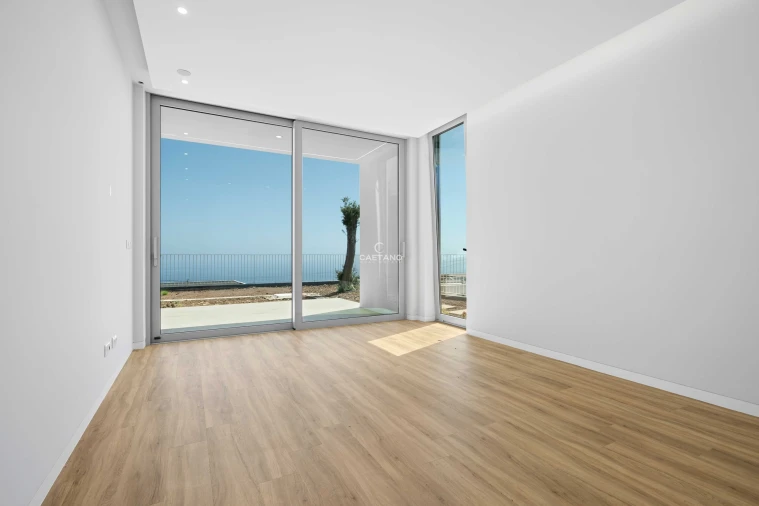 Moradia T3 para Venda em Estreito da Calheta Foto 39