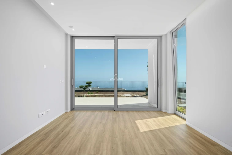 Moradia T3 para Venda em Estreito da Calheta Foto 40