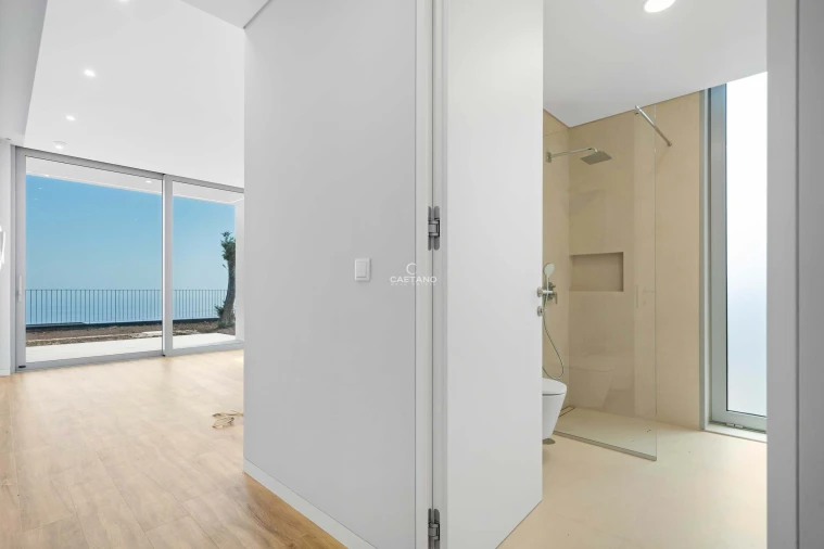 Moradia T3 para Venda em Estreito da Calheta Foto 36