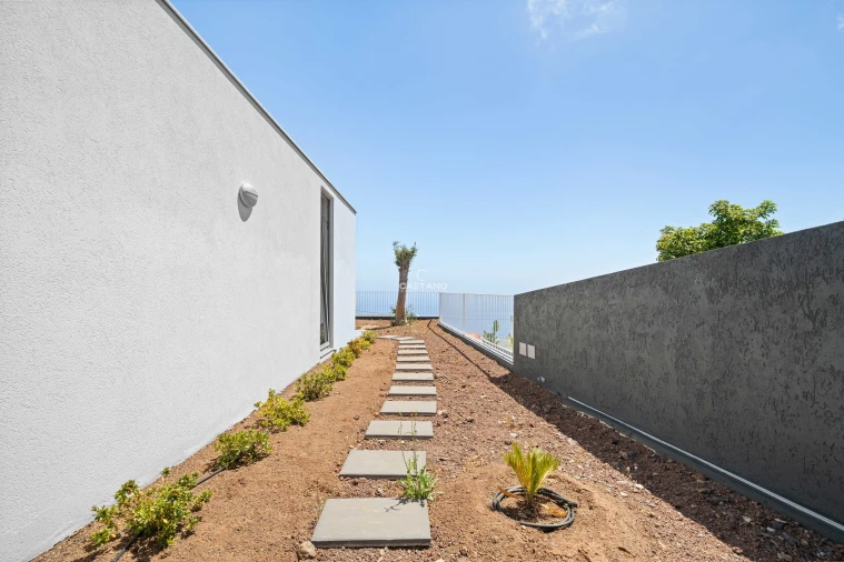 Moradia T3 para Venda em Estreito da Calheta Foto 12