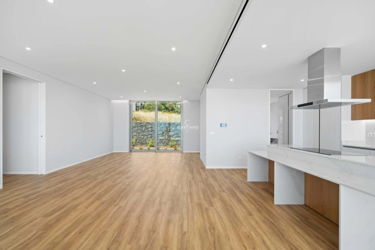 Moradia T3 para Venda em Estreito da Calheta Foto 21