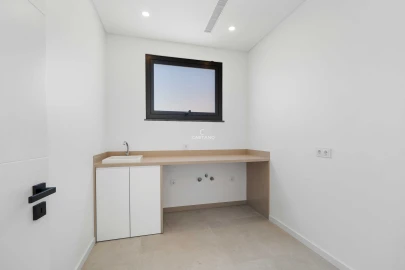 Moradia T3 para Venda em Arco da Calheta