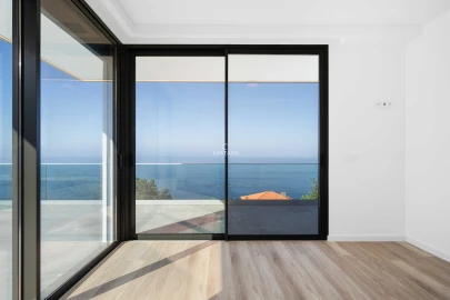 Moradia T3 para Venda em Arco da Calheta