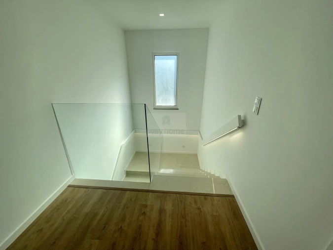 Apartamento T6 para Venda em Ventosa Foto 20