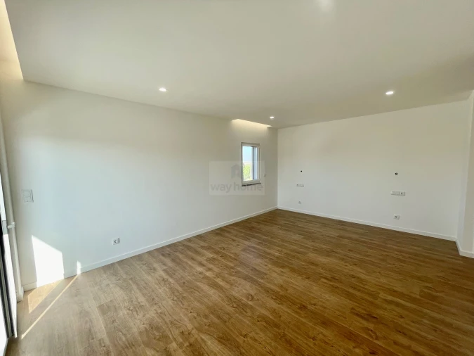 Apartamento T6 para Venda em Ventosa Foto 29