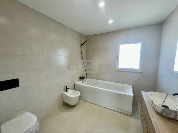 Apartamento T6 para Venda em Ventosa Foto 36