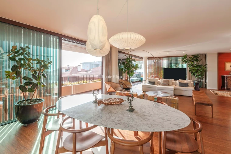 Apartamento T4 para Venda em Cascais e Estoril Foto 12