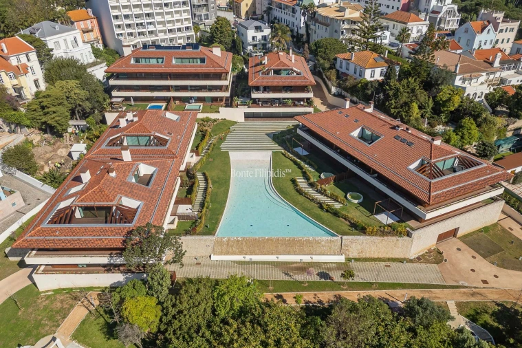 Apartamento T4 para Venda em Cascais e Estoril Foto 3