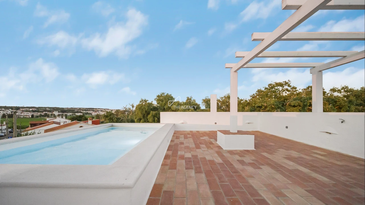 Moradia T3 para Venda em Santa Maria do Castelo e Santiago e Santa Susana Foto 2