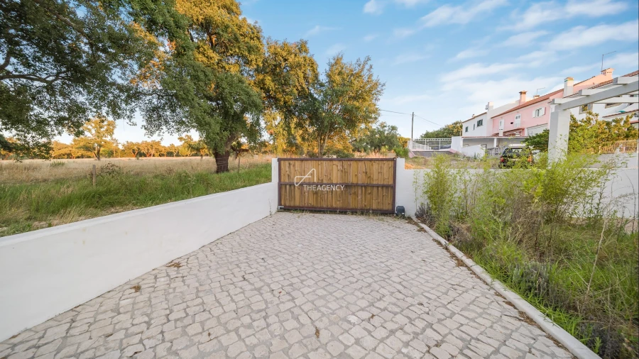 Moradia T3 para Venda em Santa Maria do Castelo e Santiago e Santa Susana Foto 4