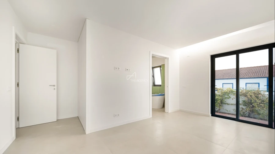 Moradia T3 para Venda em Santa Maria do Castelo e Santiago e Santa Susana Foto 15