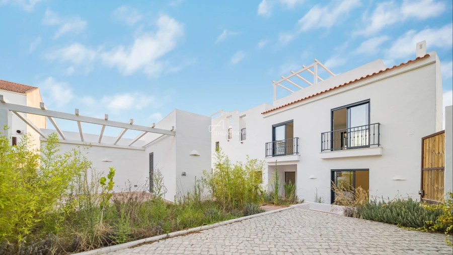 Moradia T3 para Venda em Santa Maria do Castelo e Santiago e Santa Susana Foto 5