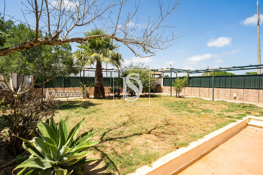 Moradia T4 para Venda em Agualva e Mira-Sintra Foto 19