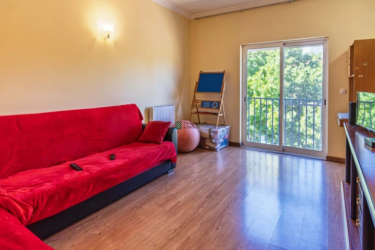 Apartamento T2 para Venda em Monchique Foto 6