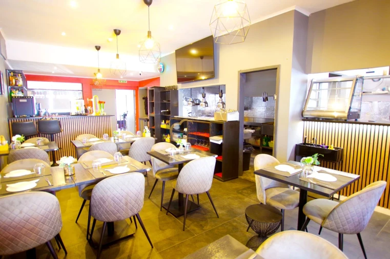 Negócio para Venda em Albufeira e Olhos de Água Foto 11