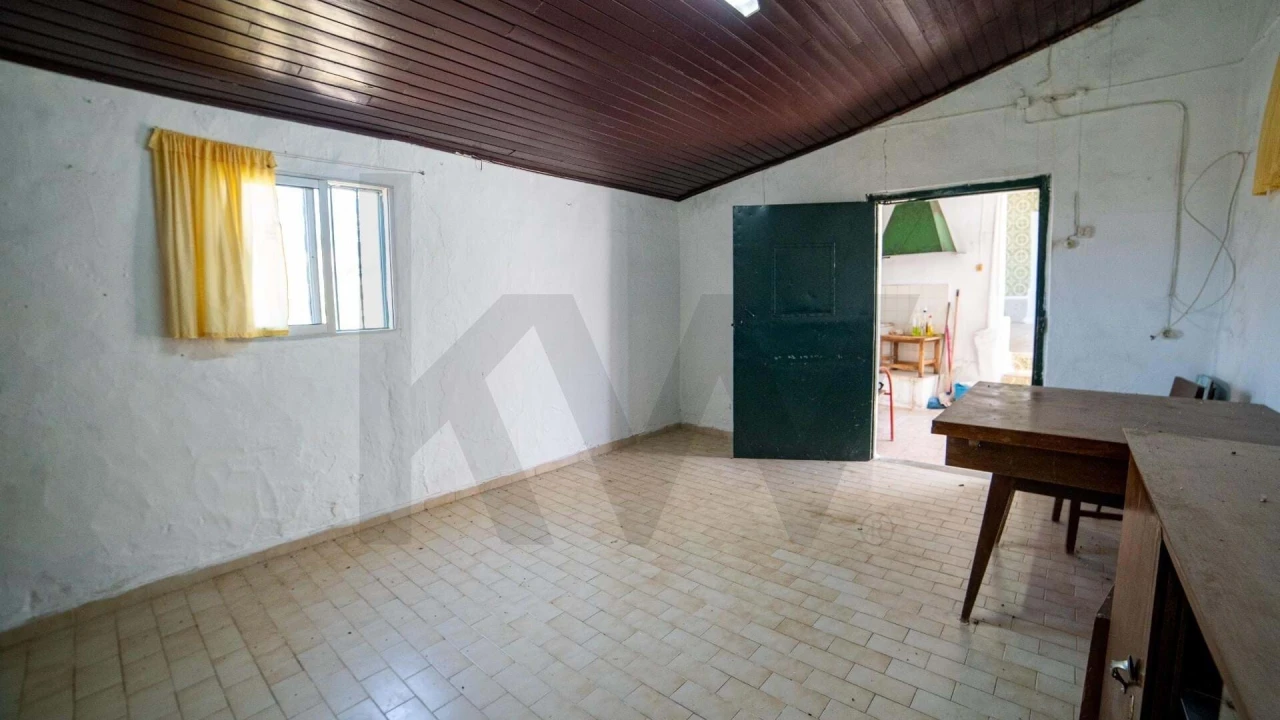 Moradia T3 para Venda em São Brás de Alportel Foto 6