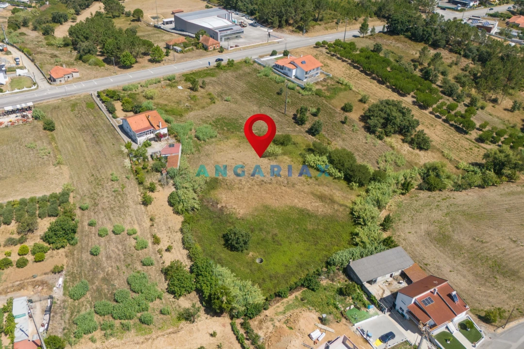Terreno para Venda em Parceiros e Azoia Foto 2