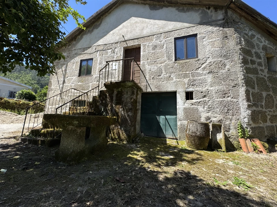 Quinta T3 para Venda em Moimenta Foto 1