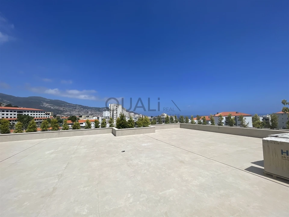 Apartamento T3 para Venda em São Martinho Foto 8