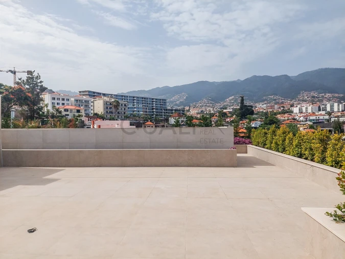 Apartamento T3 para Venda em São Martinho Foto 19