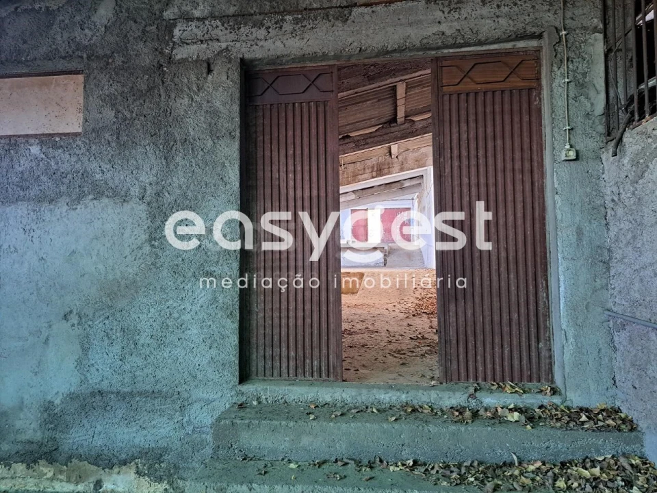 Armazém para Venda em Torre de Moncorvo Foto 14