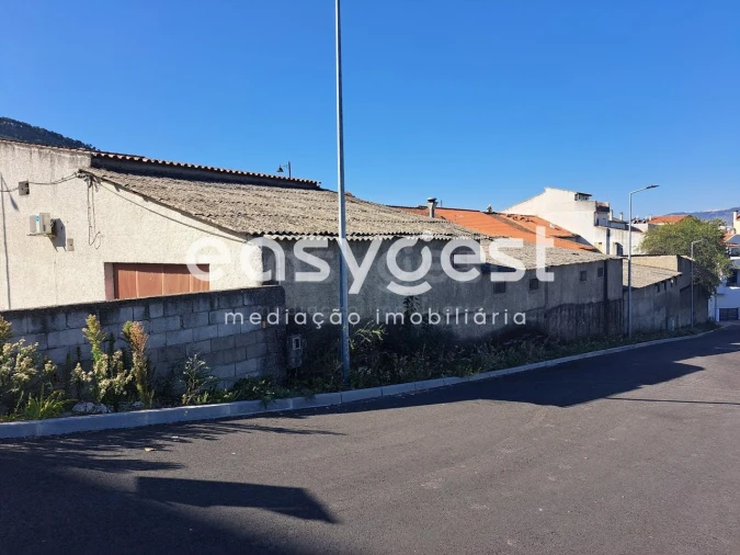 Armazém para Venda em Torre de Moncorvo Foto 3