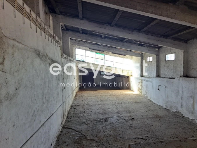 Armazém para Venda em Torre de Moncorvo Foto 11