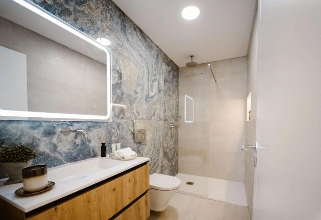 Moradia T4 para Venda em Charneca de Caparica e Sobreda Foto 40