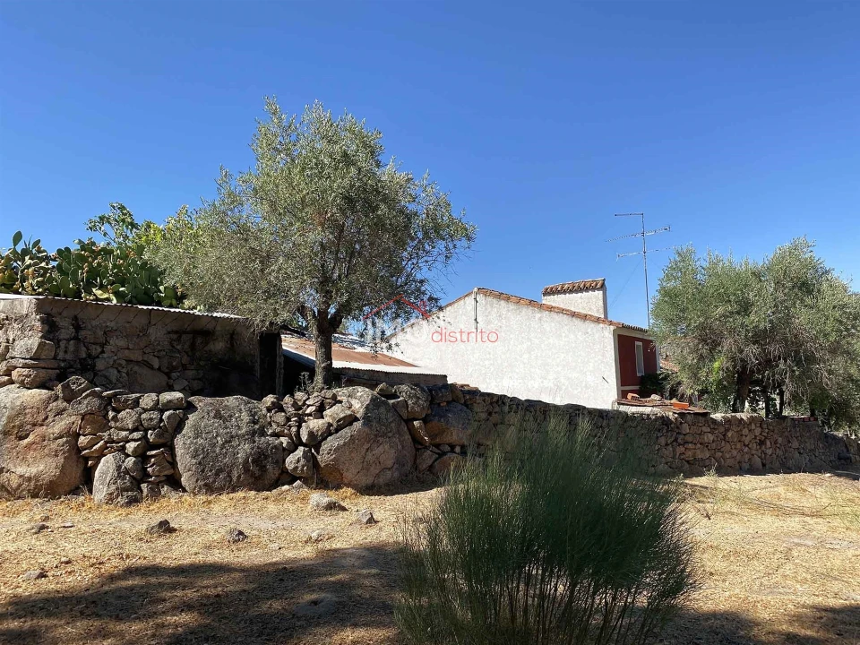 Moradia T3 para Venda em Beirã Foto 8